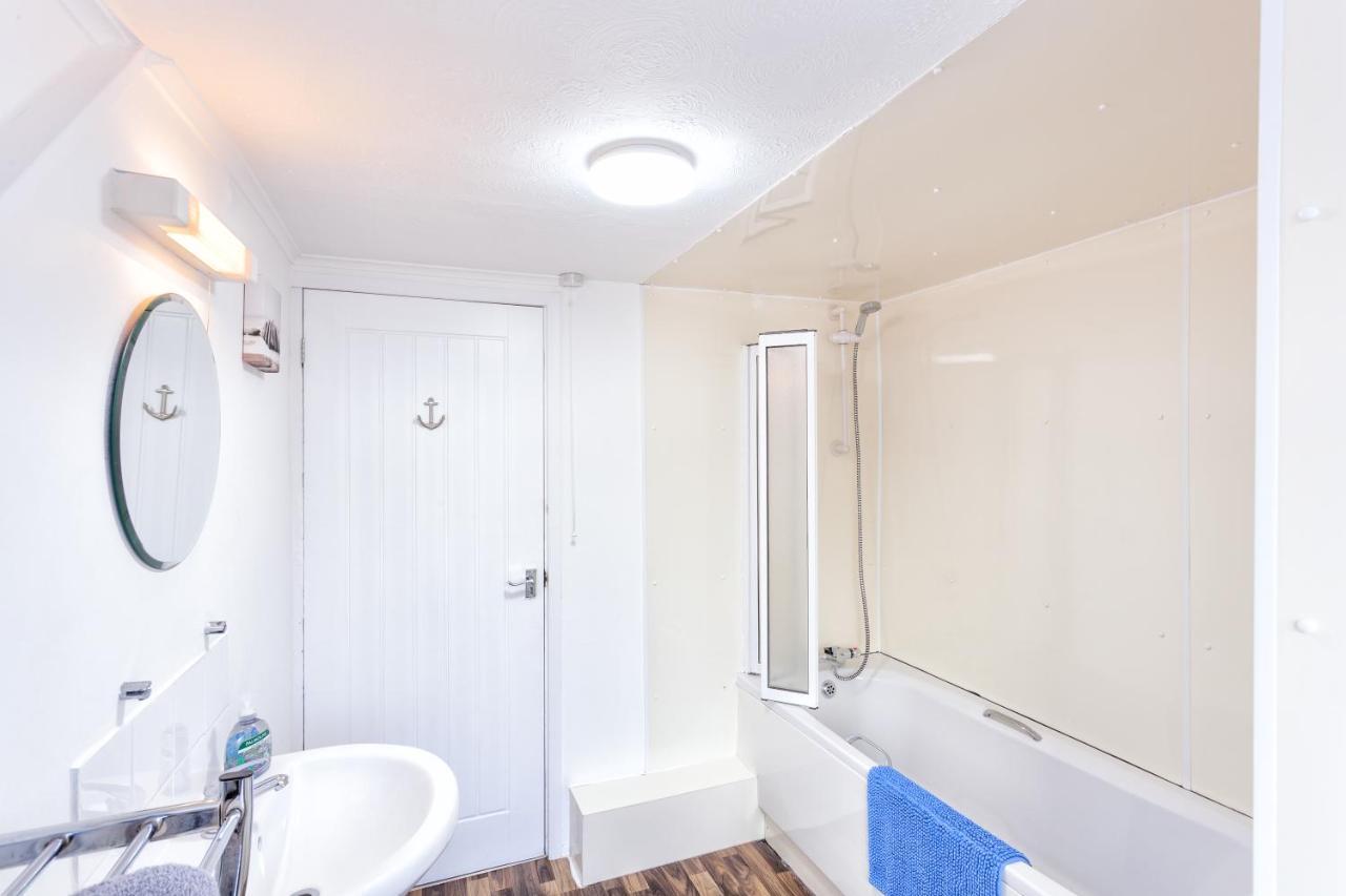 Ocean Backpackers Self-Catering Hostel Ilfracombe Luaran gambar