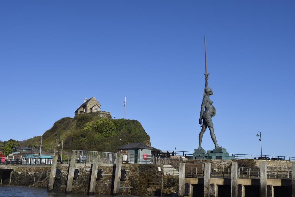 Ocean Backpackers Self-Catering Hostel Ilfracombe Luaran gambar