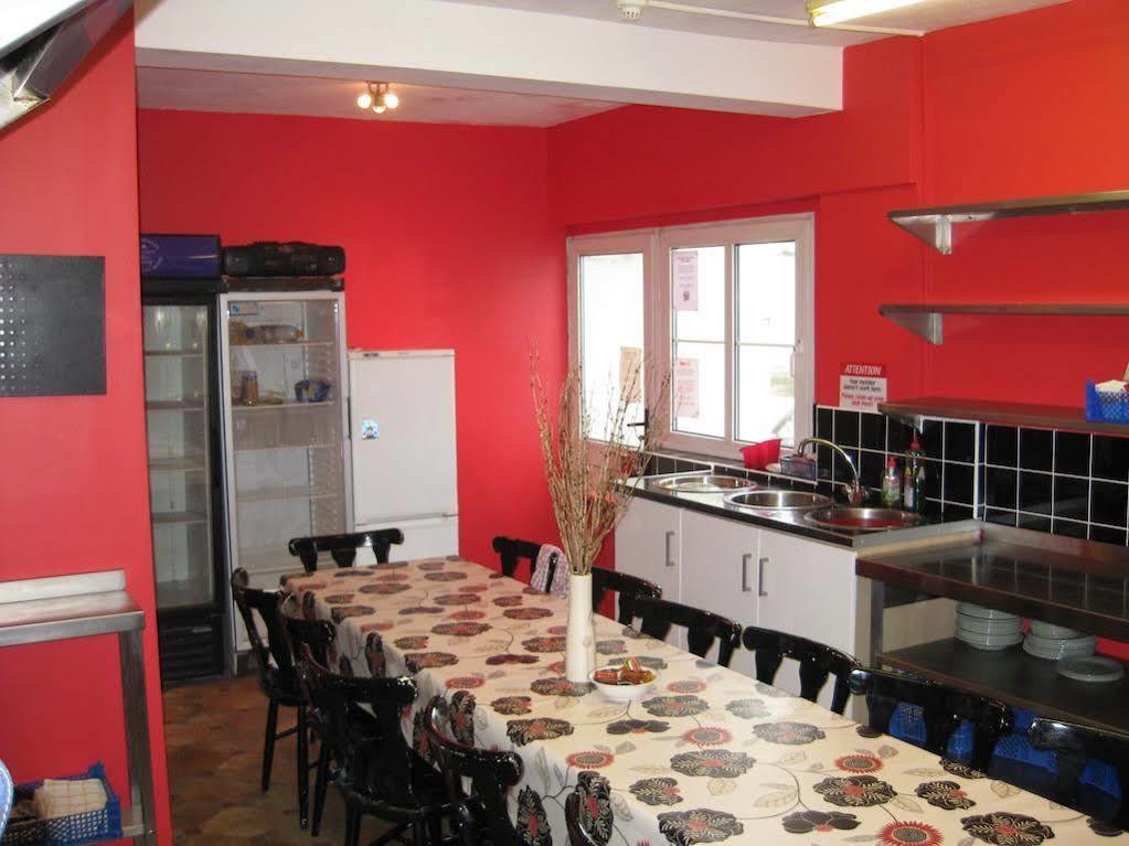 Ocean Backpackers Self-Catering Hostel Ilfracombe Luaran gambar