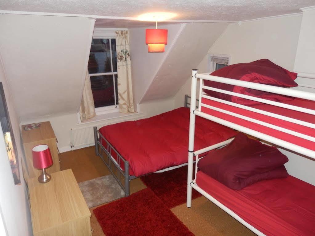 Ocean Backpackers Self-Catering Hostel Ilfracombe Luaran gambar