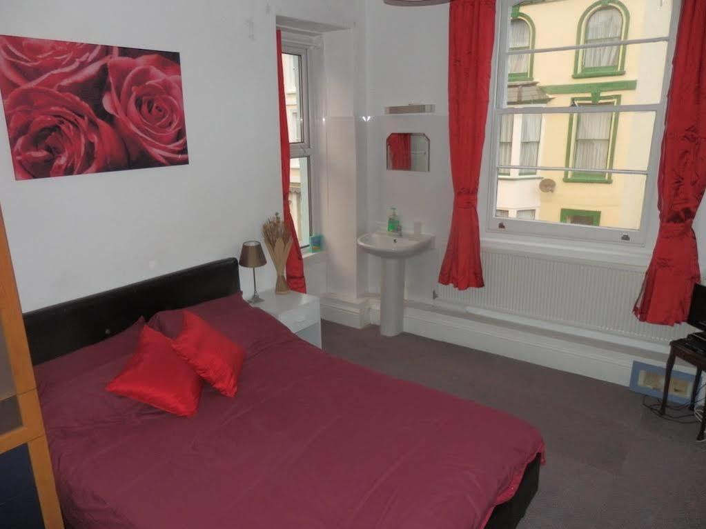 Ocean Backpackers Self-Catering Hostel Ilfracombe Luaran gambar