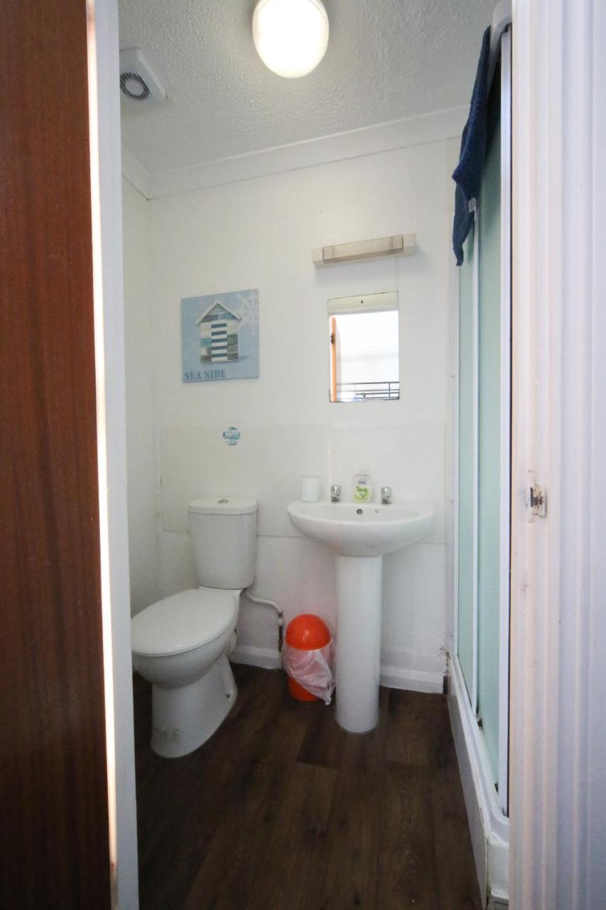 Ocean Backpackers Self-Catering Hostel Ilfracombe Luaran gambar